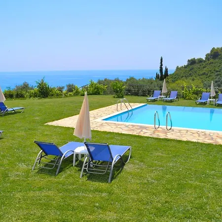 Apartment Escape, Swimming Pool - Pelekas