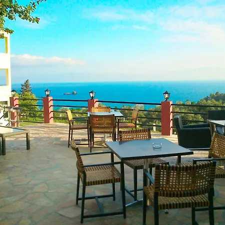 Family Friendly Apartments With A Swimming Pool On Pelekas Beach *