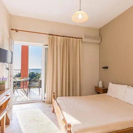Apartmán Family Friendly With A Swimming Pool On *