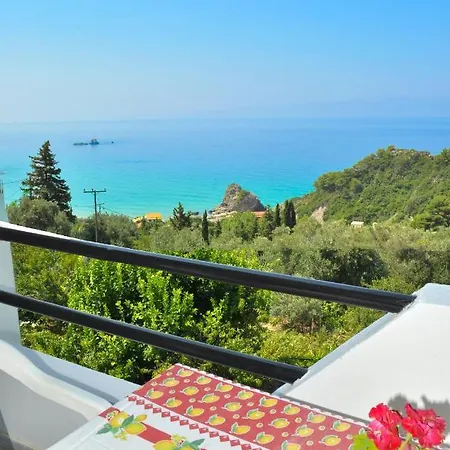 Escape, Swimming Pool - Apartment *